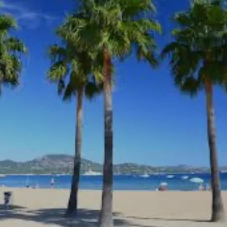 Proche St Tropez Refait A Neuf Bord De Et Piscine Apartment Cogolin